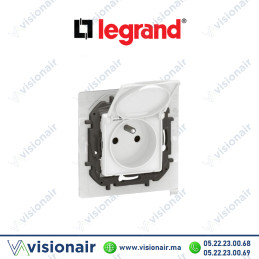 Prise 2P+T Legrand Niloe IP44 Blanc Casablanca Maroc